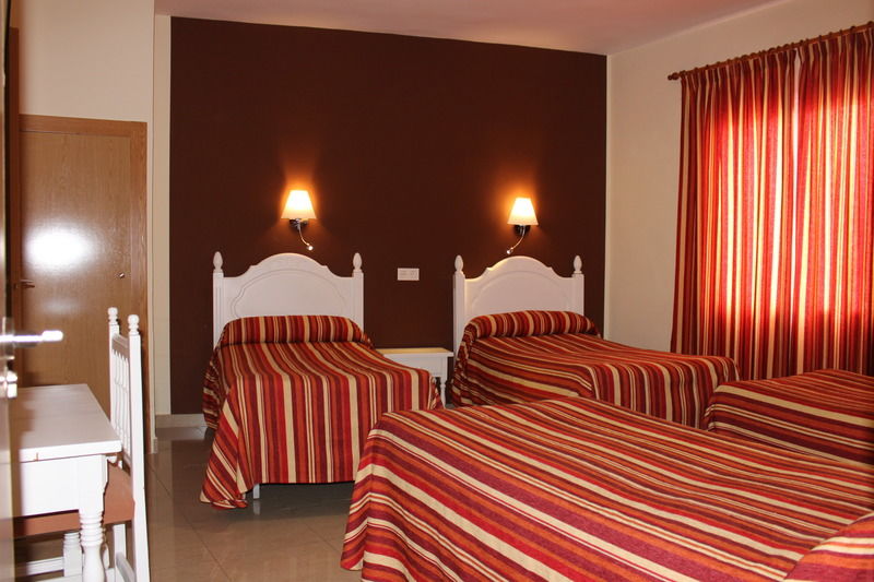 โอสตัล โซเนีย Hotel กรานาดา ภายนอก รูปภาพ